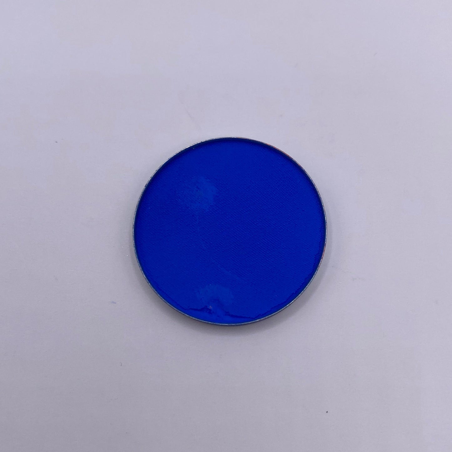 Neon matte pressed pigments