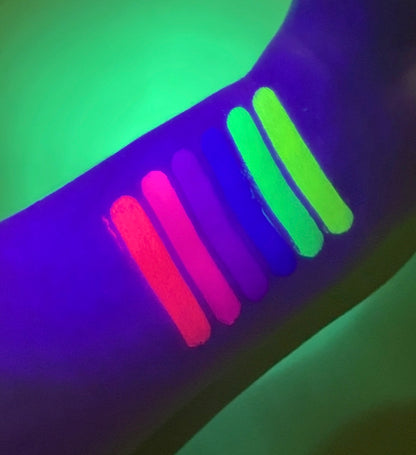 Neon matte pressed pigments